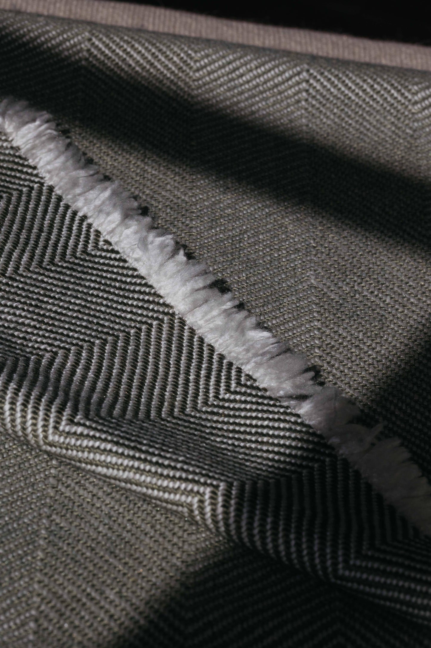 abbatte-manta-butaca-espiga-alpaca-seda-lana-merino-verde-blanco