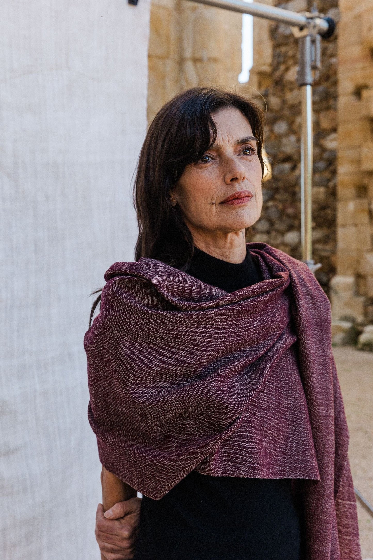 Chal de cashmere con flecos realizado a mano en España por ÁBBATTE