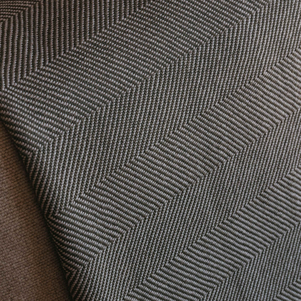 
                  
                    abbatte-manta-butaca-espiga-alpaca-seda-lana-merino-verde
                  
                