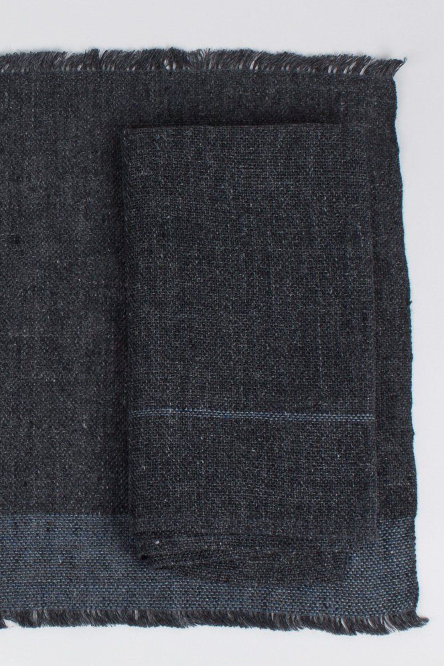 Mantel individual con servilleta en dos azules, hecho a mano en España, de ÁBBATTE