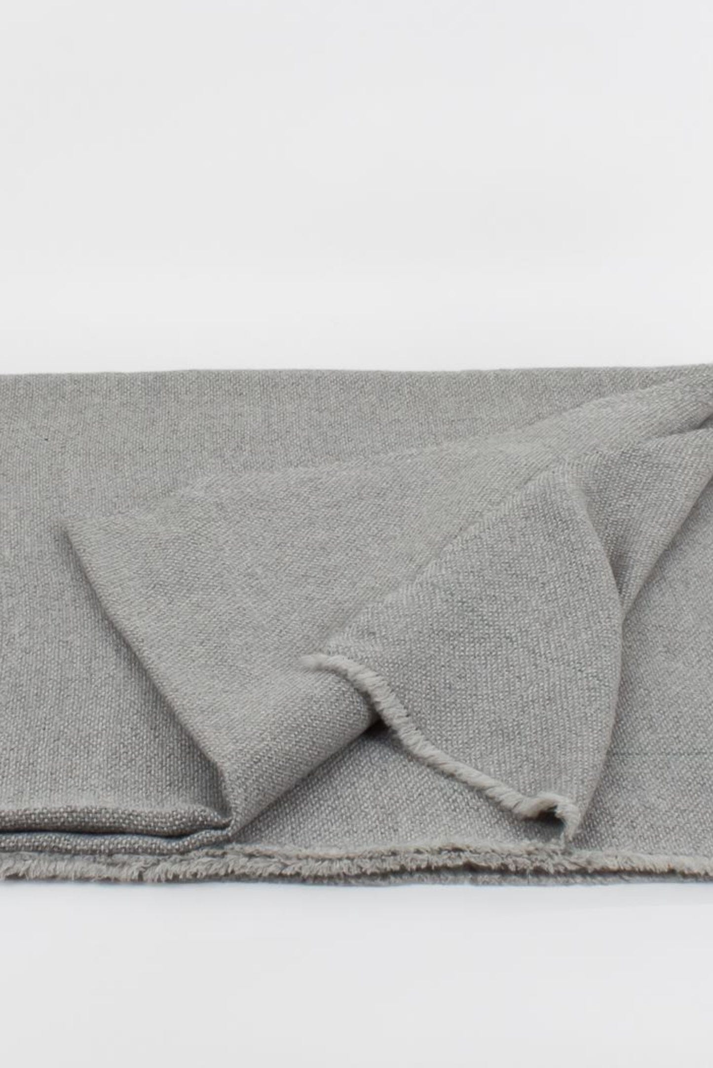 Pie de cama artesanal en alpaca realizado en España, de ÁBBATTE