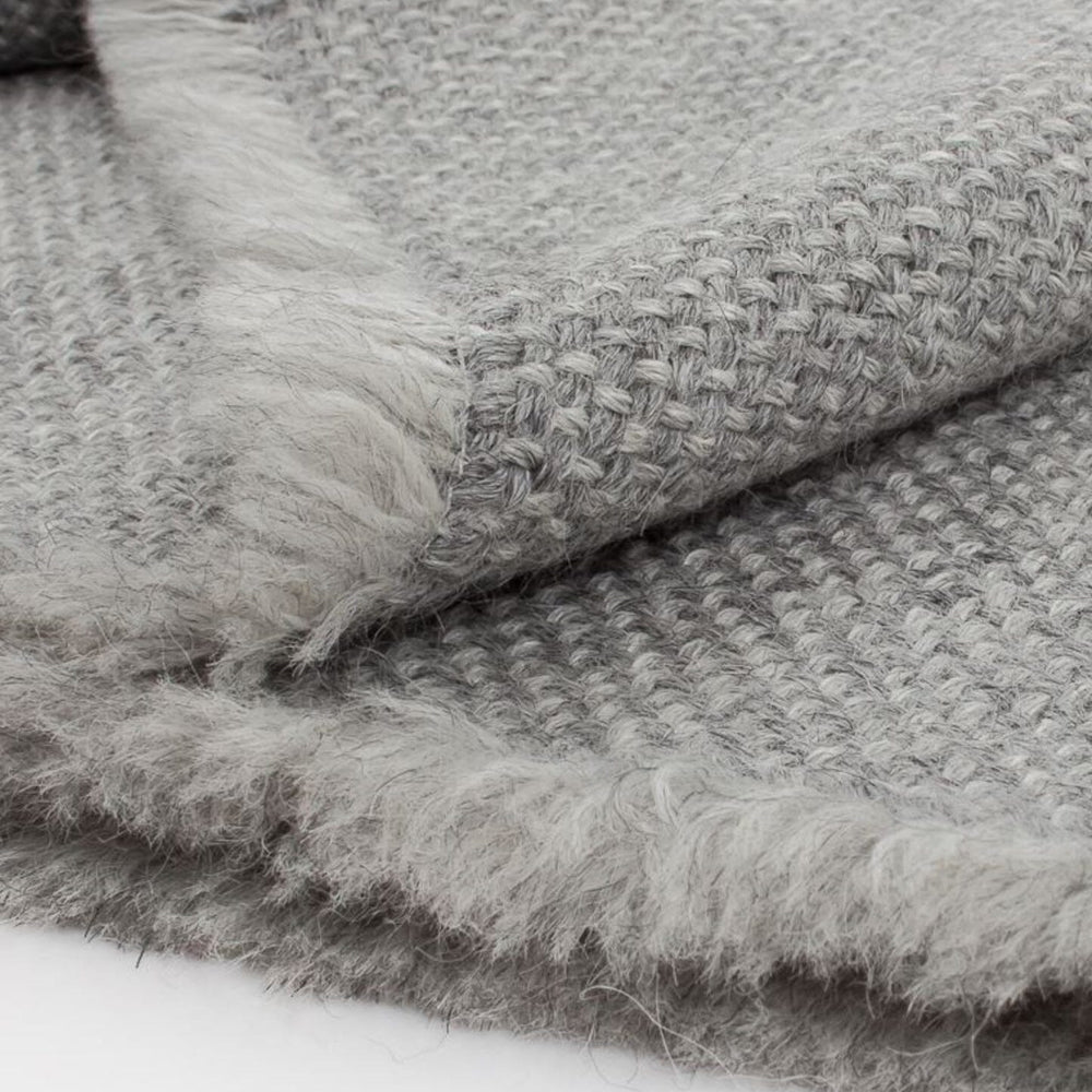Pie de cama artesanal en alpaca realizado en España, de ÁBBATTE
