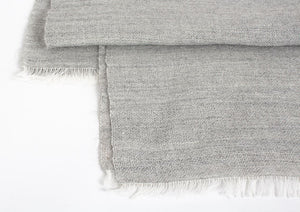 Chal de Seda natural con Alpaca gris niebla