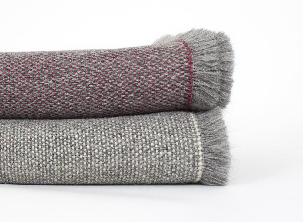 Manta de Alpaca Baby con Seda cereza